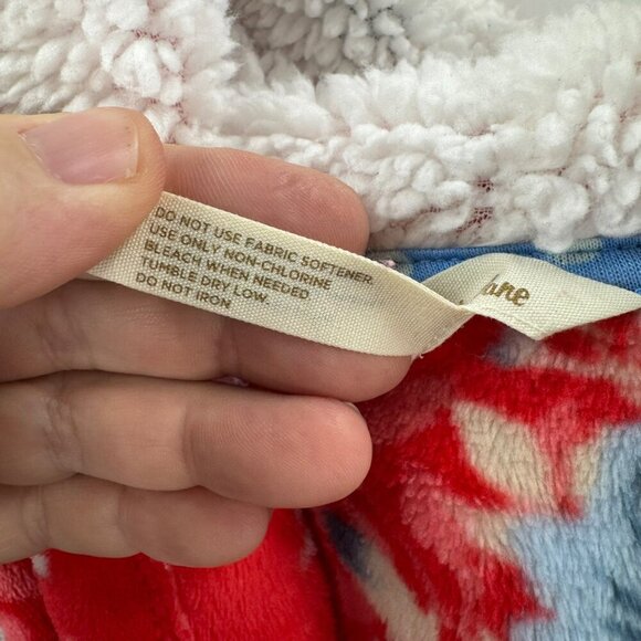 Matilda Jane Womens Plush Floral Robe With Hood & Belt Red/Blue Size S - Picture 6 of 6